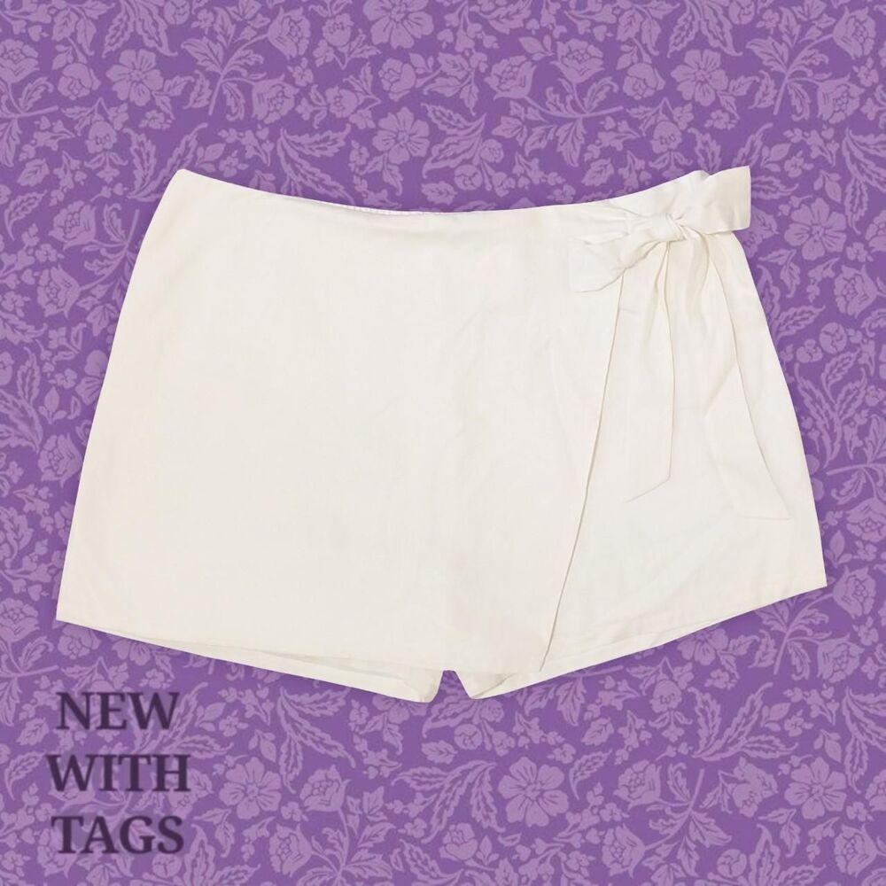 NWT Gianni Bini Danielle Ivory Wrap Miniskirt Skort with Bow Detail | Size XL